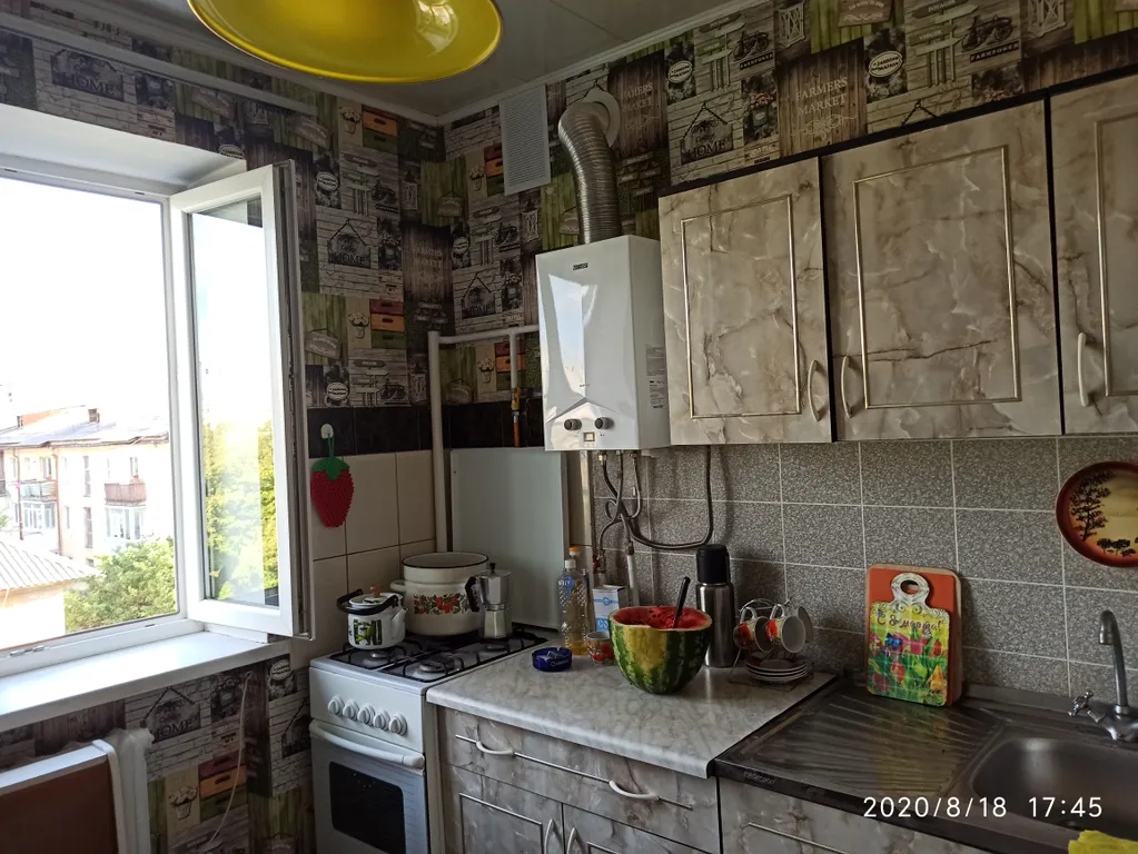 Кубик, квартира напротив Гагаринского парка