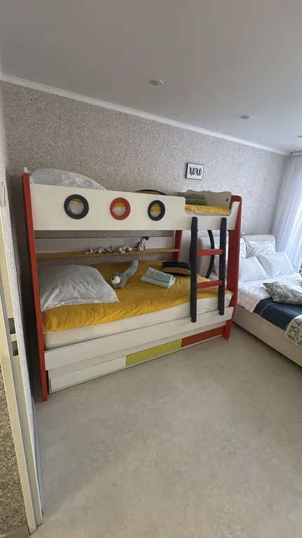 Трёхкомнатная квартира для семей с детьми и малышами