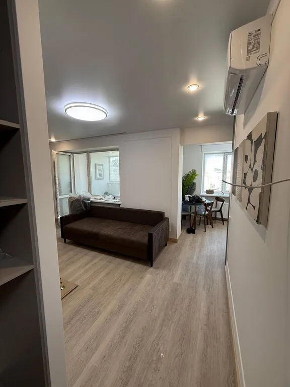 Двухкомнатные апартаменты около Нагорного парка