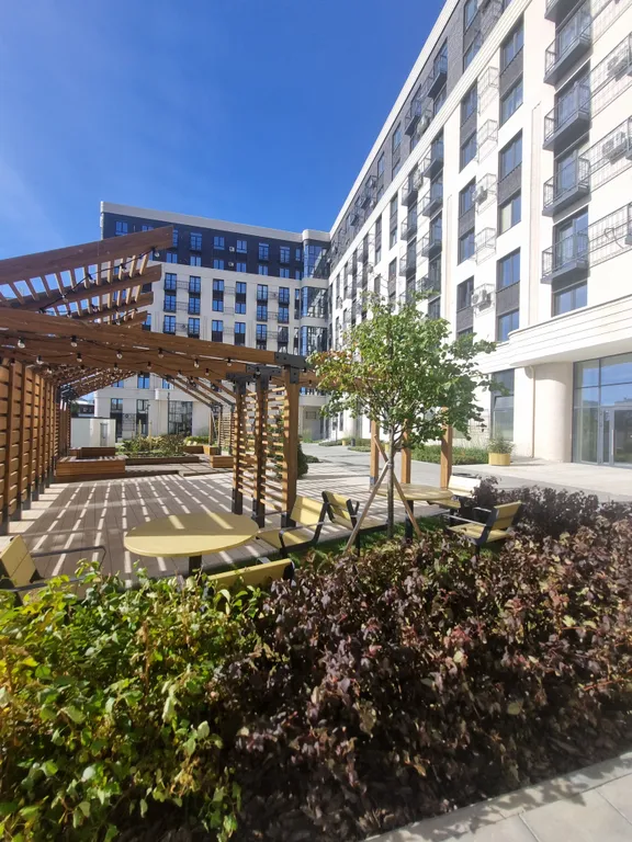 Видовая квартира в премиальном доме в центре