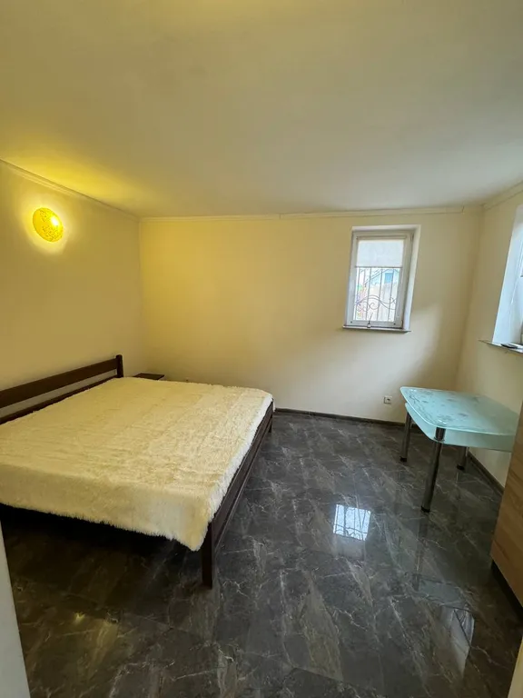 1 комнатная квартира со своим двориком недалеко от моря — аренда посуточно в Саки