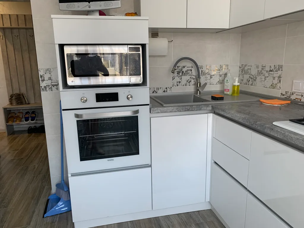 Уютная и очень чистая квартира в развитом микрорайоне города