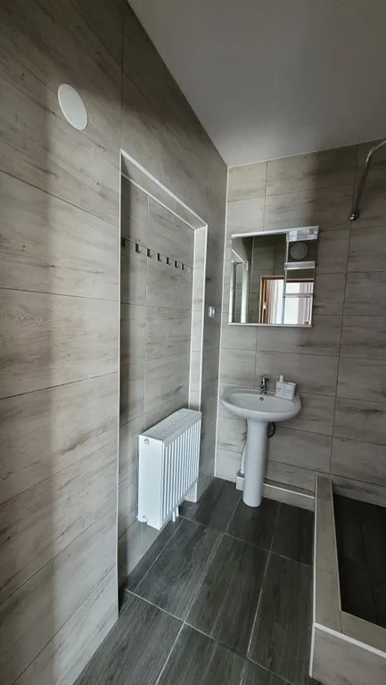 Уютная  4 местная комната с видом на горы