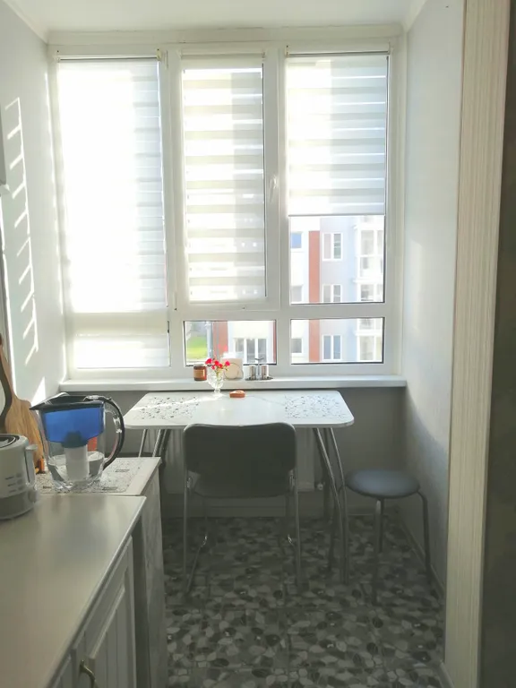 Каждому гостю подарок