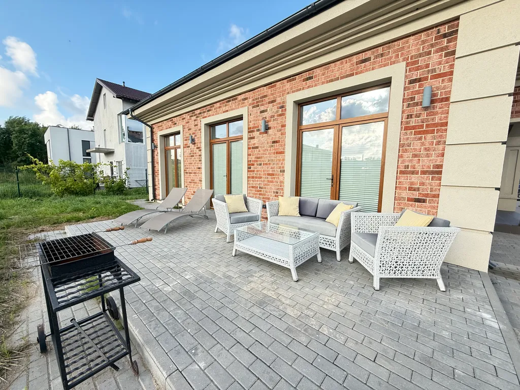 Уютный дом у моря