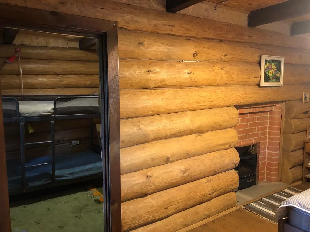 Дом на берегу озера