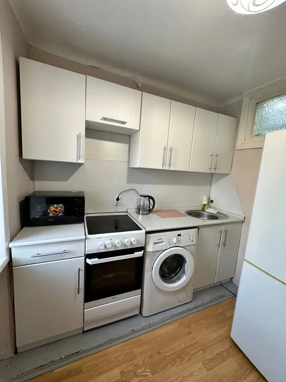 Классная квартира в самом центре города на Плошади Советов