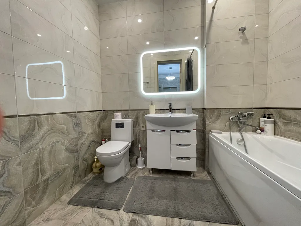 Уютная квартира в центре городе с видом на море