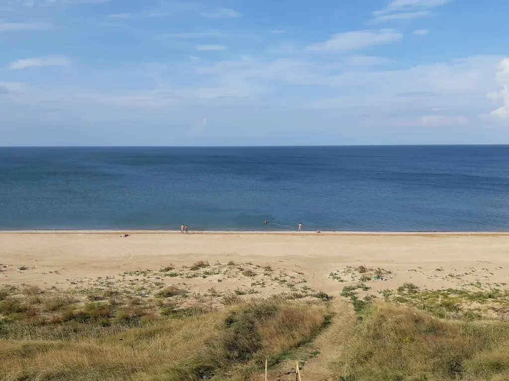 Меблированная комната на берегу Азовского моря