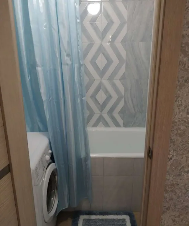 Квартира 2-комнатная Квартира — Тюмень