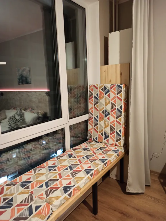 Новая студия с дизайнерским ремонтом в стиле скандинавский лофт