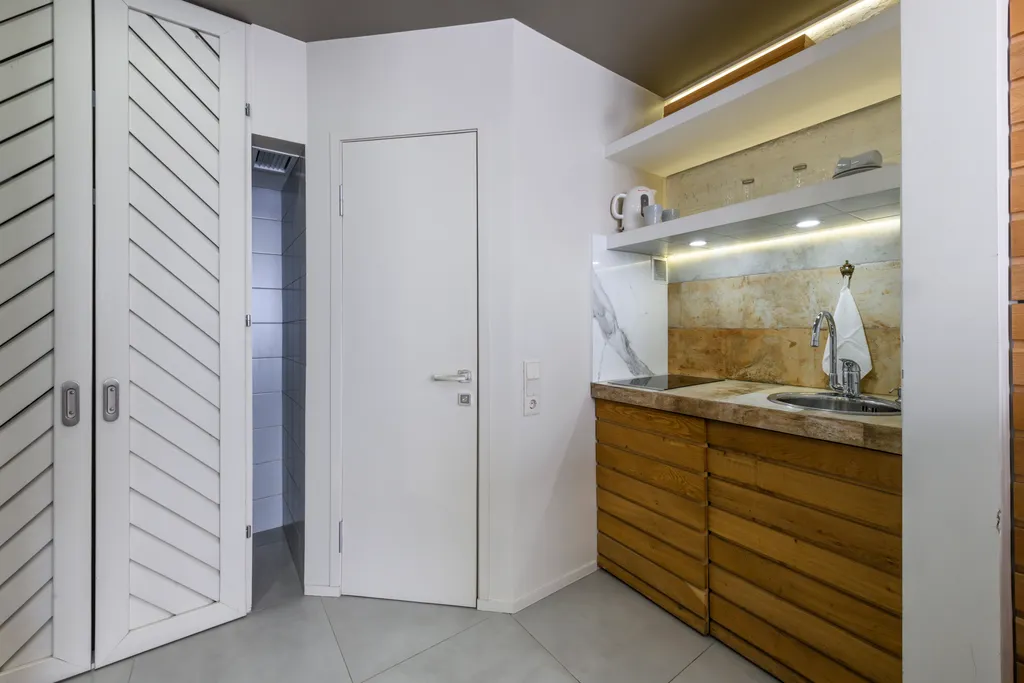 ЛАЙТ БЛЮ ДИЗАЙН-СТУДИЯ | 30 м² | Уют в стиле ростик с горным пейзажем!