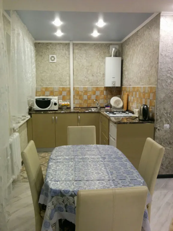 Уютная трёхкомнатная квартира в самом центре города