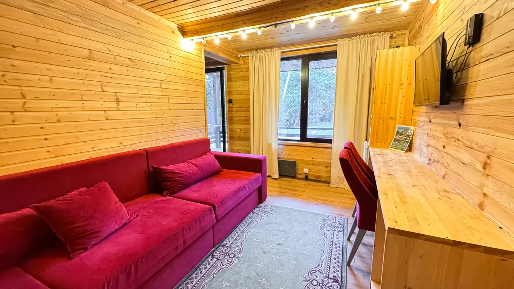 Апартаменты с мини-кухней и видом на лес