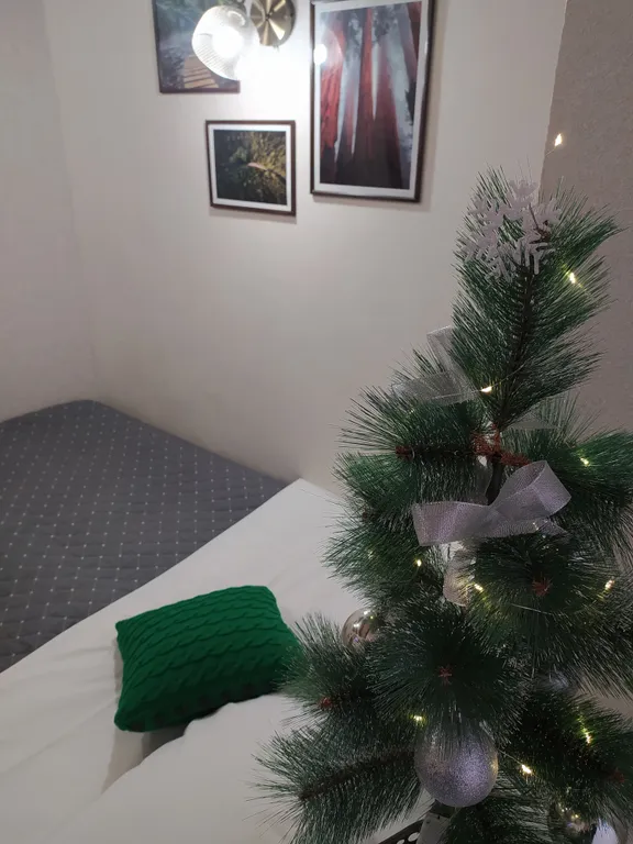 Студия у памятника Лермонтову