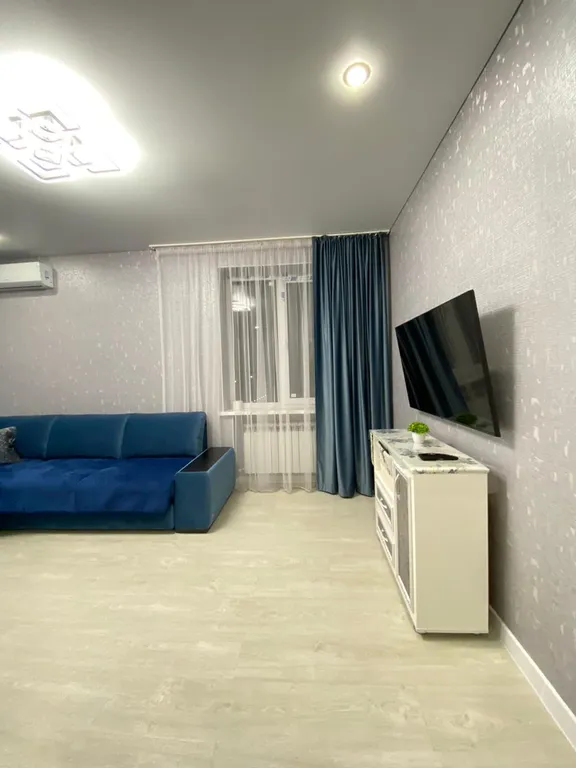 Уютная евротрёшка в новостройке с закрытым двором на пульте