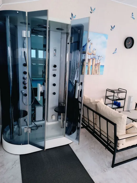 АкваРелакс: дом для отдыха с бассейном +33°