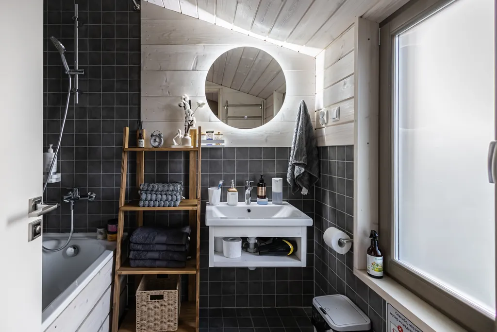 Коттедж Уютный сказочный дом в окружении леса — Алферово