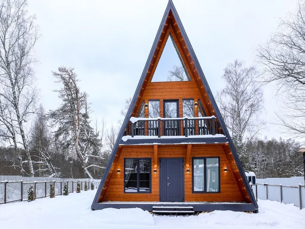 Большой дом a-frame в-небо с бассейном