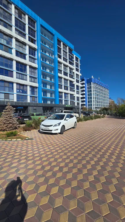 100 метров от моря и пляжа