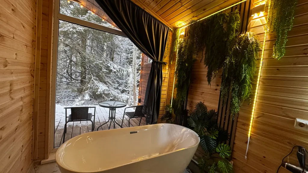 Коттедж Дом с баней и ванна в лесу — аренда посуточно в Ижевск