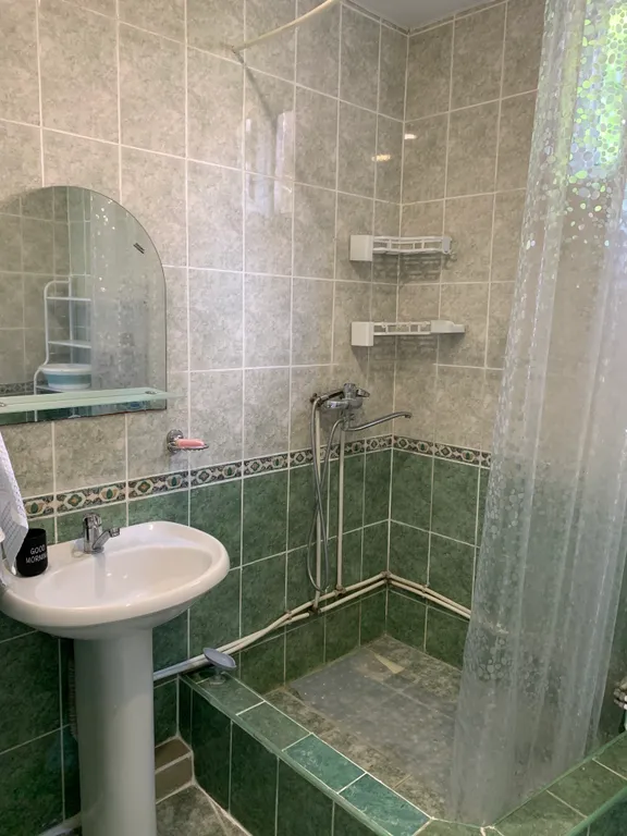 Уютная комната в частном доме в центре Хосты