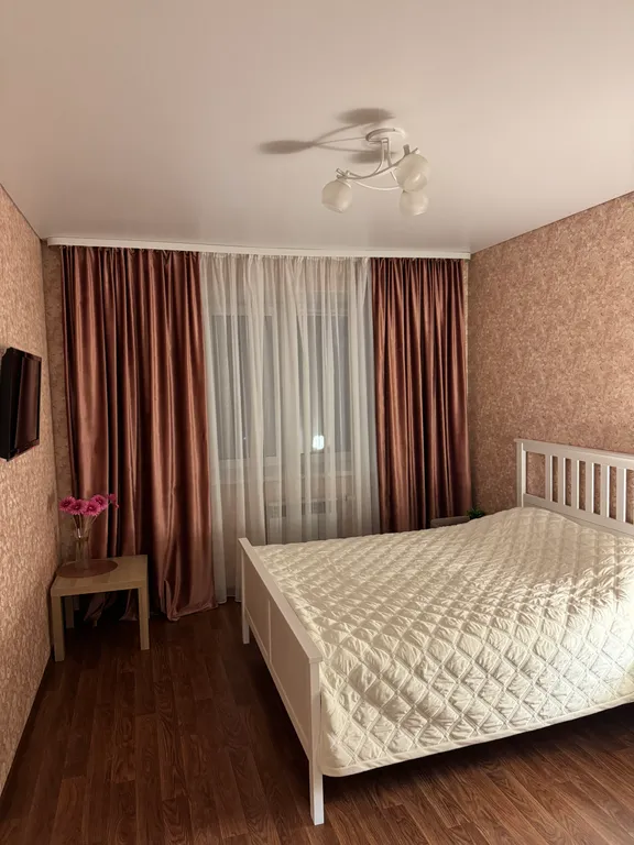 Омск Кировский у ТЦ Мега