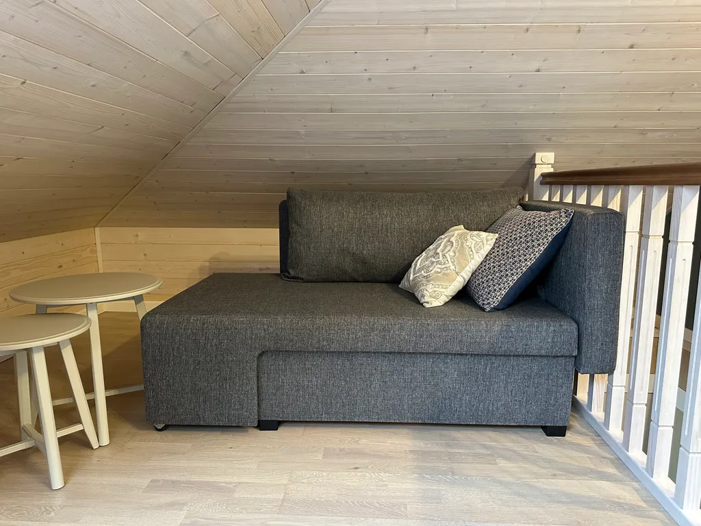 Двухуровневая квартира с 3 спальнями в частном доме