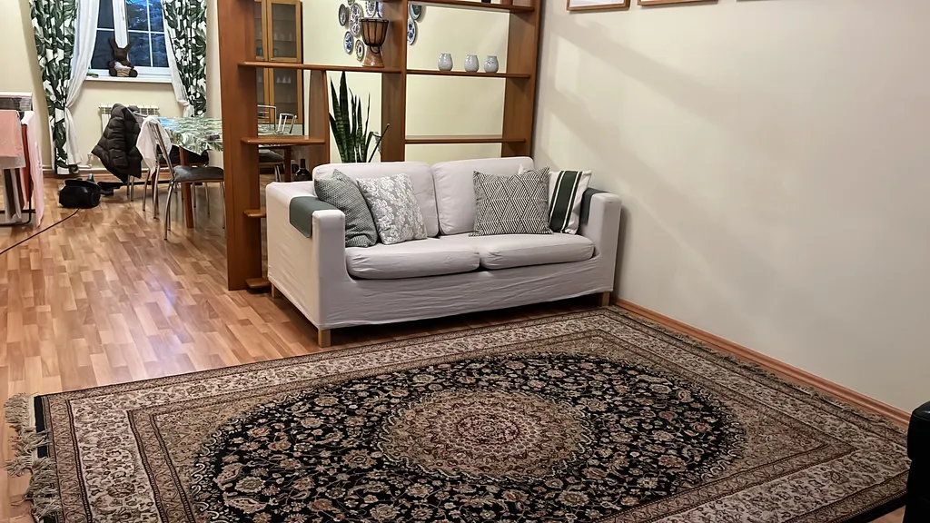 Коттедж в саду