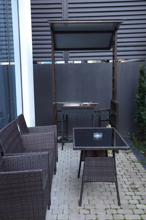 Коттедж c 3 спальнями, барбекю и парковкой