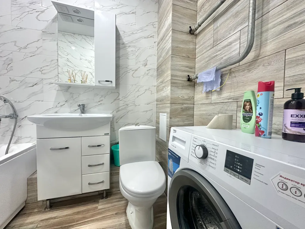 Однушка с большой парковкой