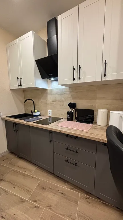 Новая светлая квартира с хорошим ремонтом