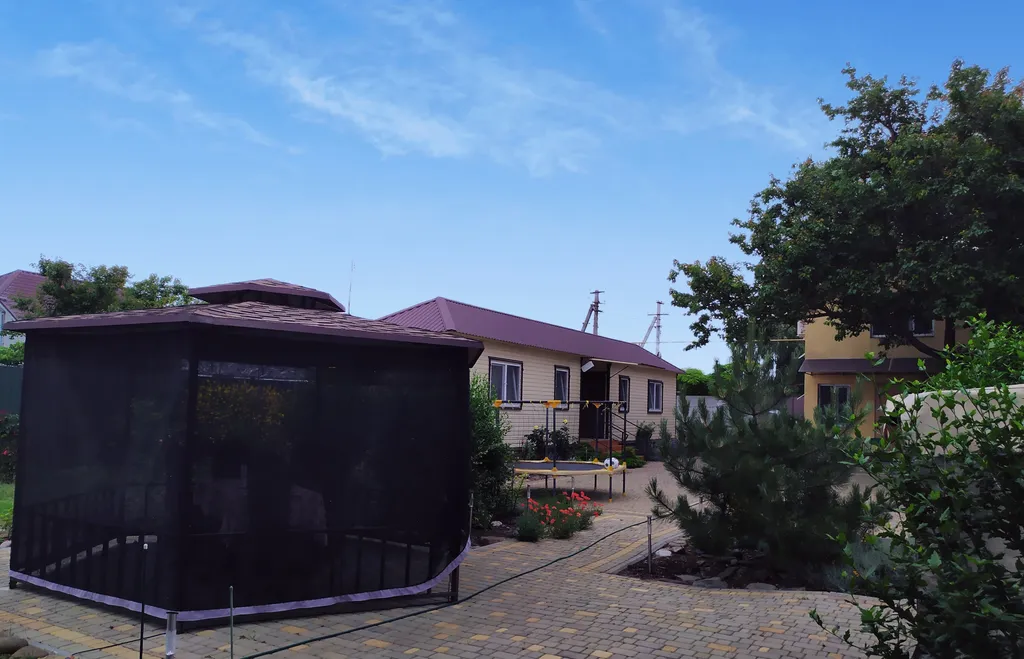 Отдельный домик для каждой семьи