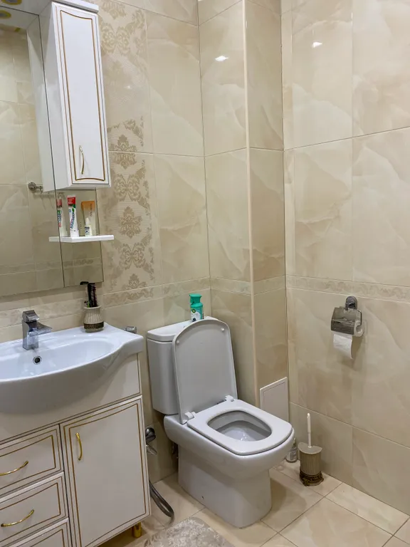 Коттедж с бассейном у Каспия