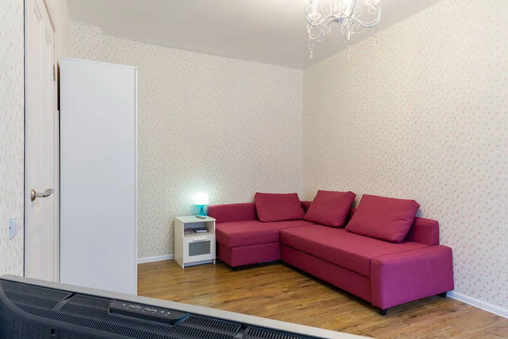 Однокомнатная квартира до метро 15 минут