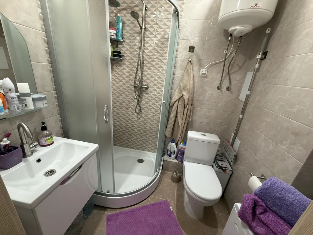 Дизайнерская студия «Лавандовая Гармония» с бассейном и террасой