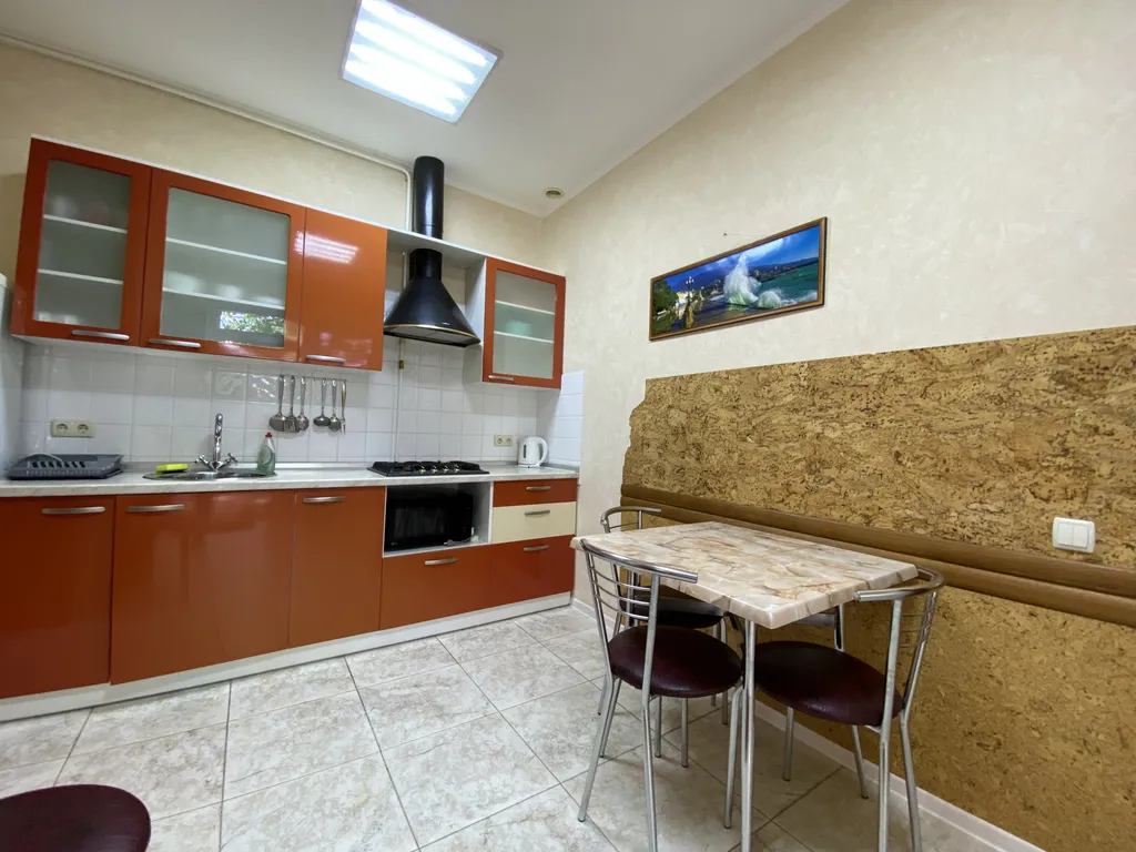 Этаж дома 500 метров от моря с бассейном