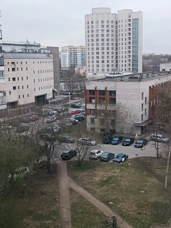 Квартира у театра Буфф