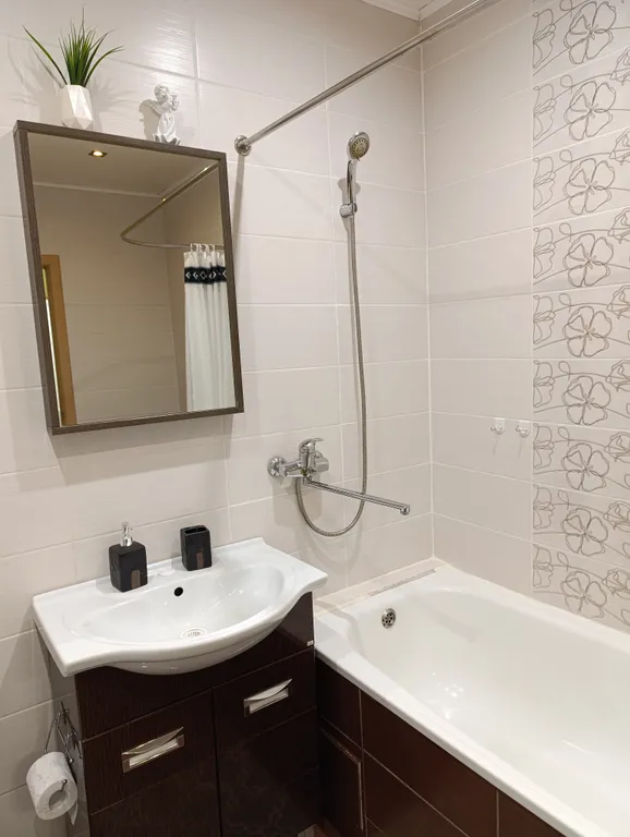 Современная просторная евродвушка в центре Дзержинского района