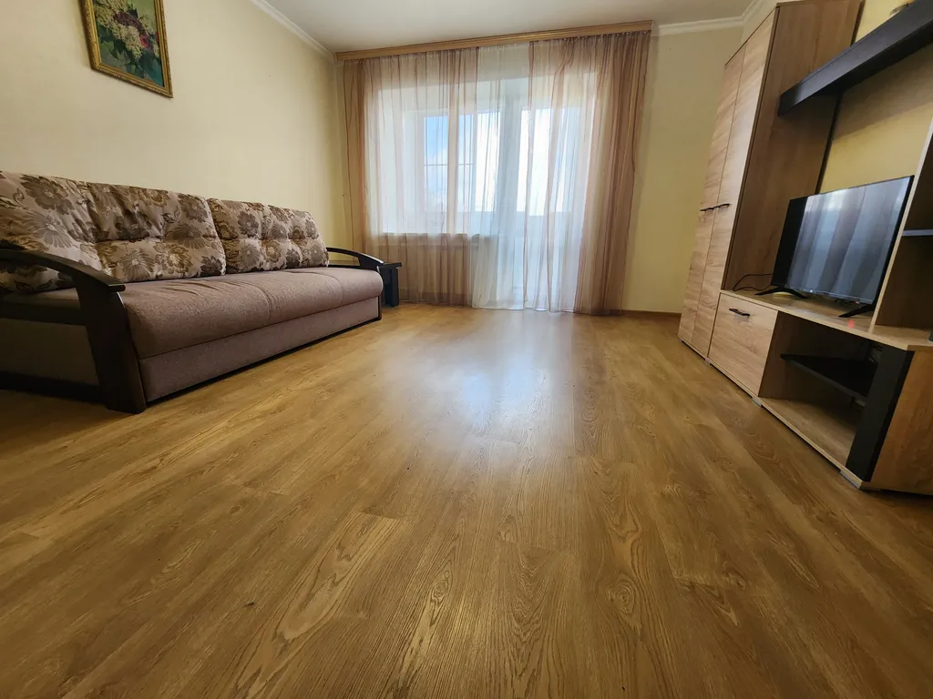 Семейная квартира — аренда посуточно в Орёл