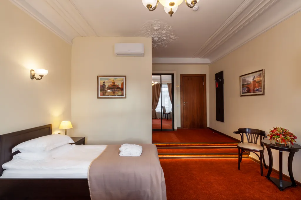Квартира Квартира Улучшенный просторный номер с 2 односпальными кроватями — Санкт-Петербург