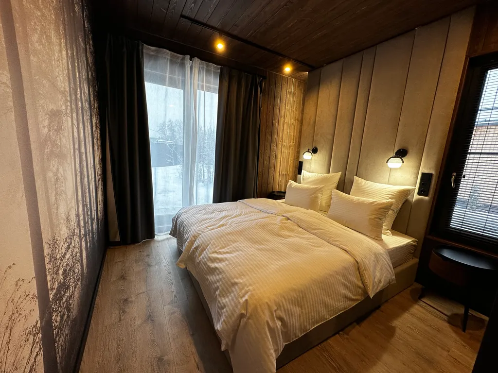 4-комнатный Дом