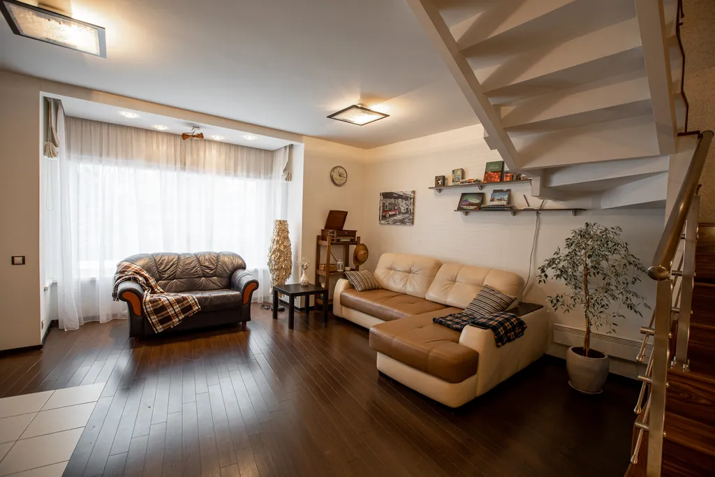 Семейный таунхаус с камином и сауной