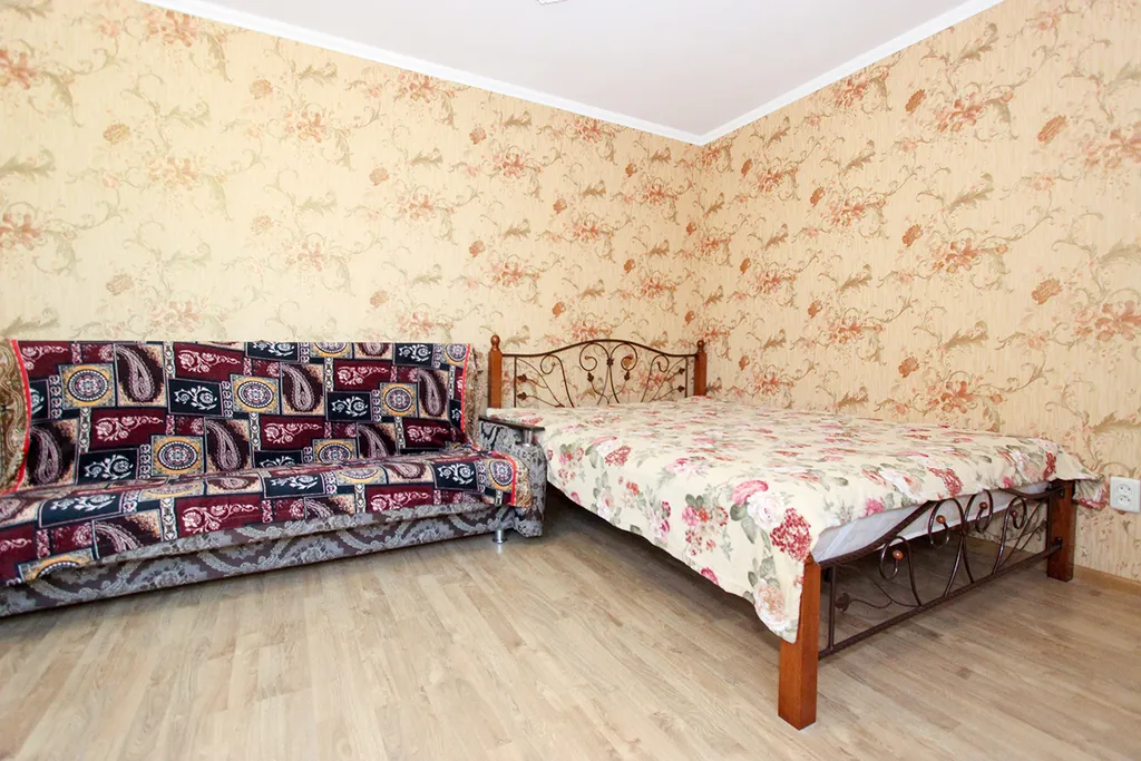 Уютный дом 2 этажа в центре Феодосии