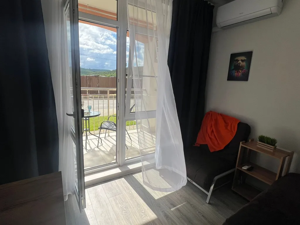 336 Студия с бассейнами на 3 человека