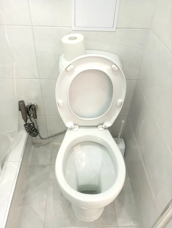 У набережной и пляжа Бриз