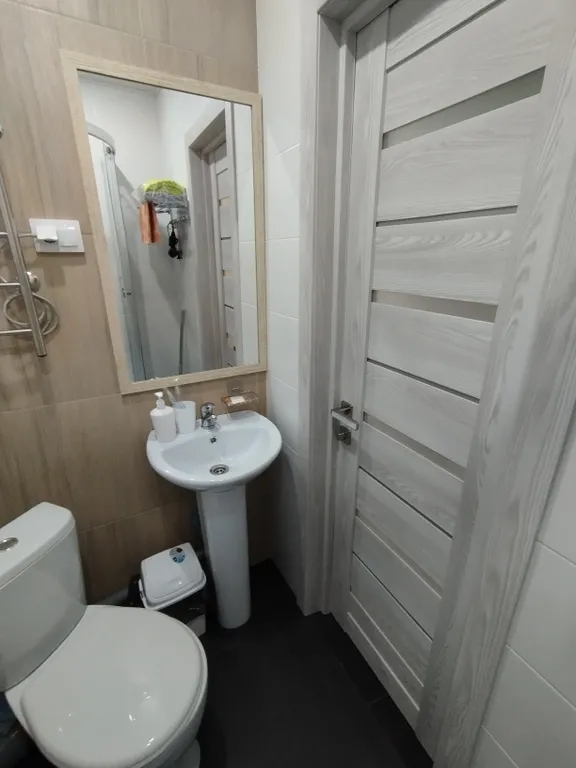 Яркая оранжевая квартира