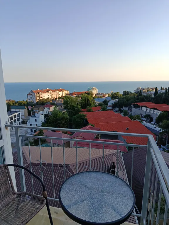 Квартира Апартамент с видом на море побережье ЮБК и гору Ай-Петри — аренда посуточно в Гаспра