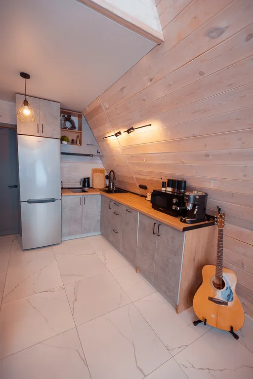 Уютный домик в стиле Афрейм с видом на горы