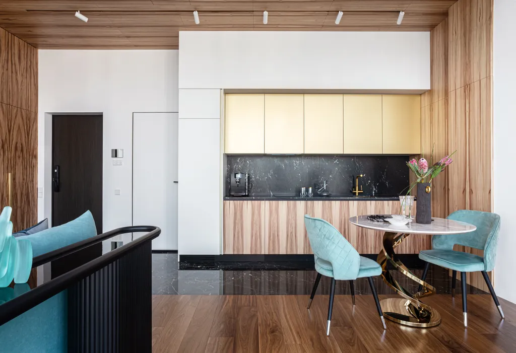 Роскошный апартамент Табрис на 81 этаже с ванной у окна в спальне